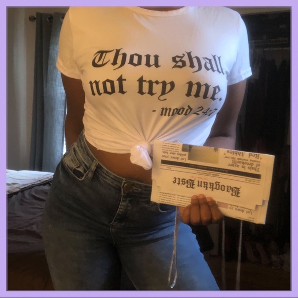 🤍White “Thou Shall Not Try Me” T-Shirt🤍 - Picture 6 of 8